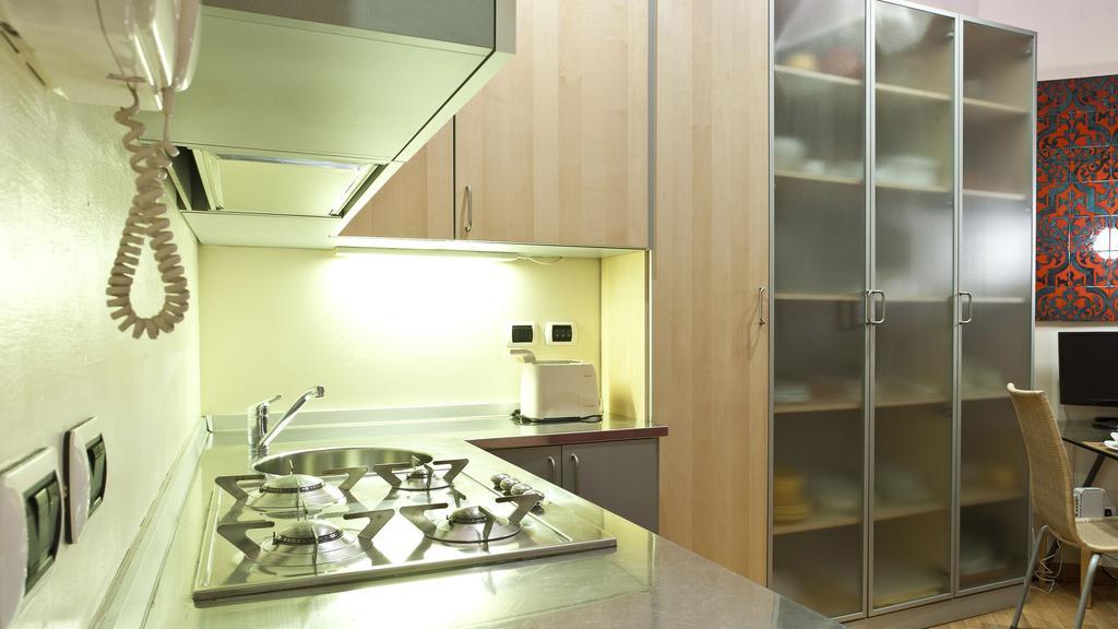 Italianway-Fiori Chiari Appartement Milaan Buitenkant foto
