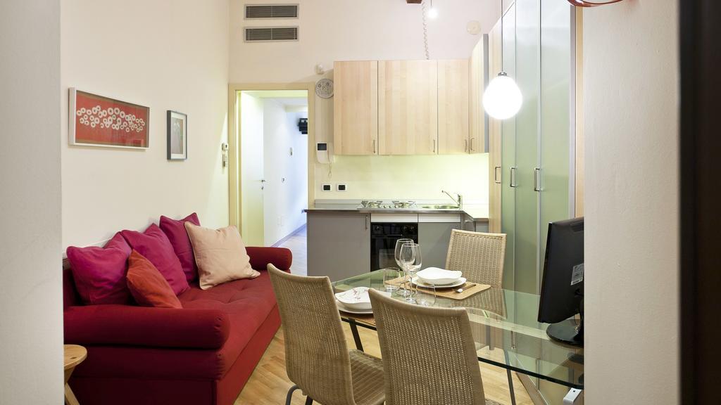 Italianway-Fiori Chiari Appartement Milaan Buitenkant foto